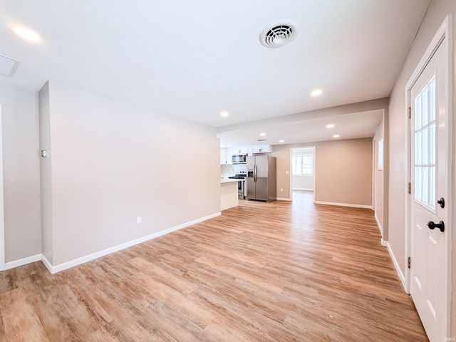 286 E Whitley Street, Churubusco, IN 46723