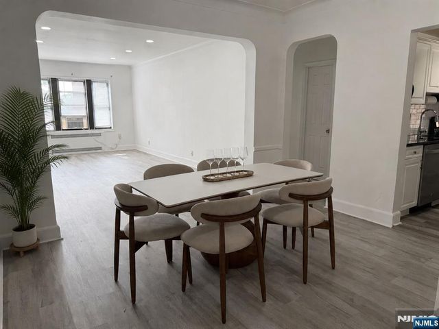 100 Prospect Avenue 2E, Hackensack, NJ 07601