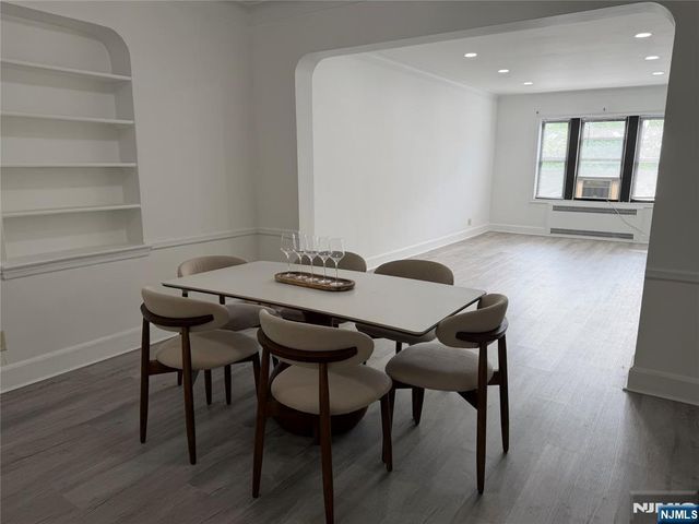 100 Prospect Avenue 2E, Hackensack, NJ 07601