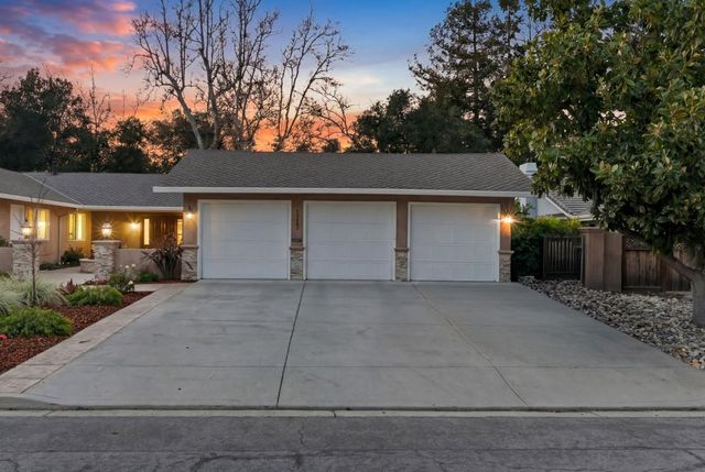 13243 Via Ranchero Drive, Saratoga, CA 95070