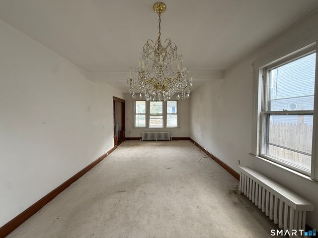 533 Wayne Street, Bridgeport, CT 06606