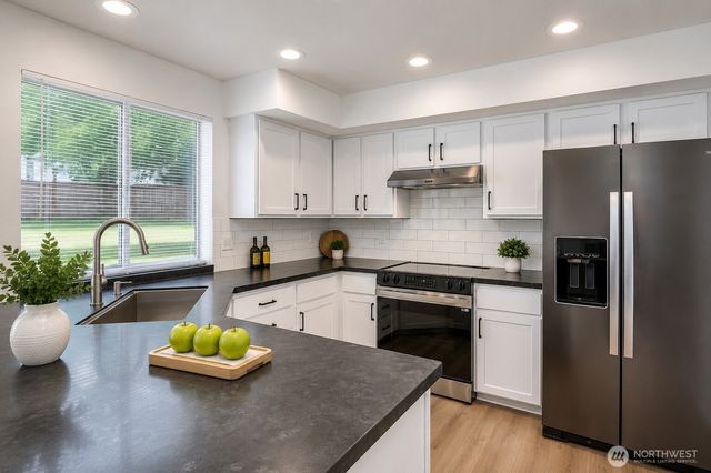811 Shannon Street, Steilacoom, WA 98388