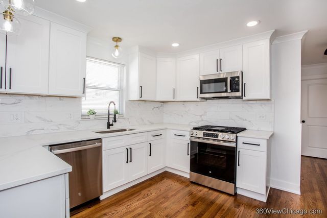 11614 S Leclaire Avenue, Alsip, IL 60803