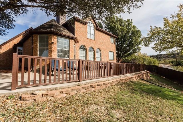 6103 Crystalwood Court, Dallas, TX 75249