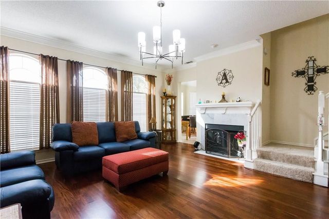 6103 Crystalwood Court, Dallas, TX 75249