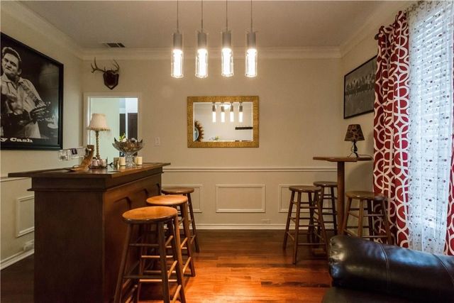6103 Crystalwood Court, Dallas, TX 75249