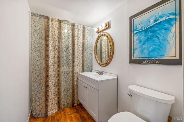 215 S Sanderson Way, Fort Bragg, CA 95437