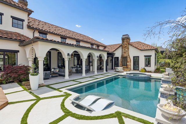 2 Paigebrooke, Westlake, TX 76262