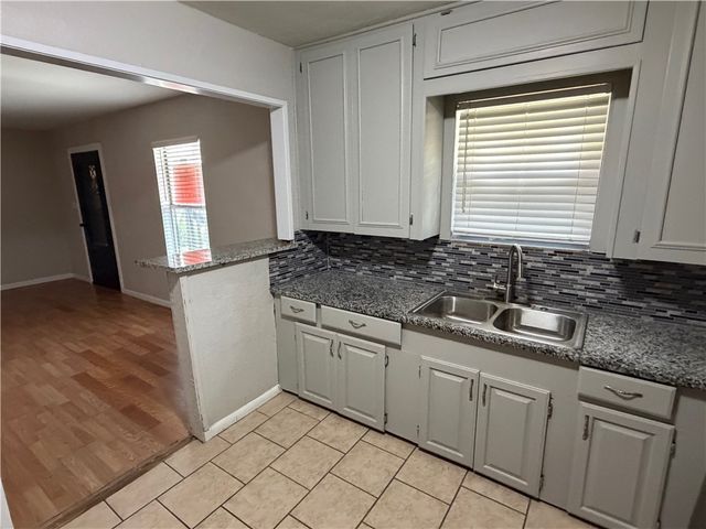 653 Sam St, Corpus Christi, TX 78412