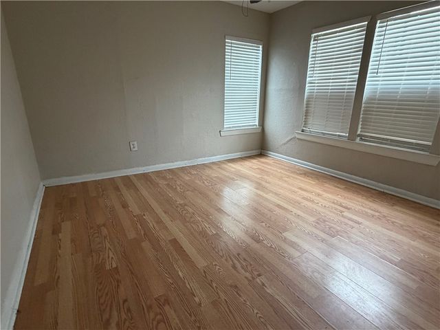 653 Sam St, Corpus Christi, TX 78412