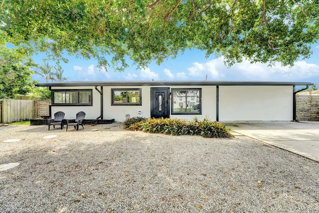 4682 NW 3rd Avenue, Boca Raton, FL 33431