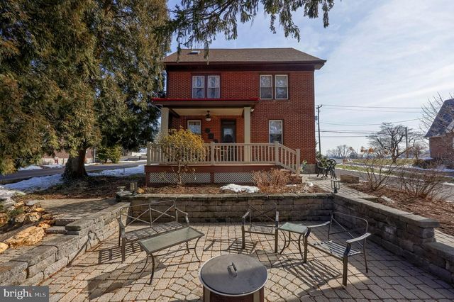 32 GREENFIELD RD, Lancaster, PA 17602