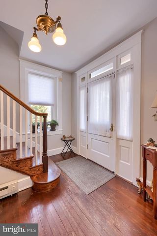 32 GREENFIELD RD, Lancaster, PA 17602