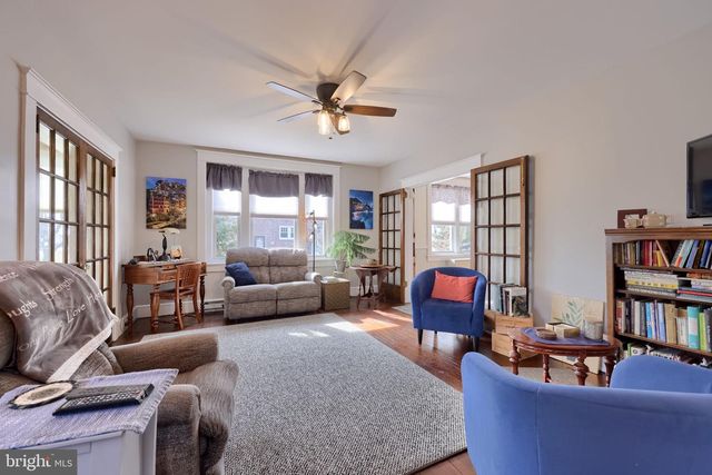 32 GREENFIELD RD, Lancaster, PA 17602