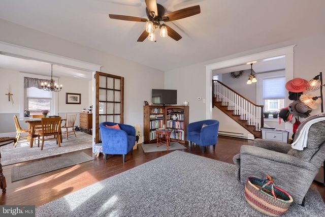 32 GREENFIELD RD, Lancaster, PA 17602