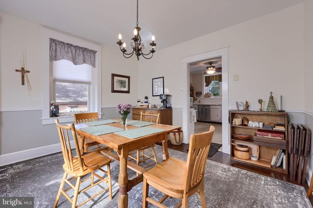 32 GREENFIELD RD, Lancaster, PA 17602