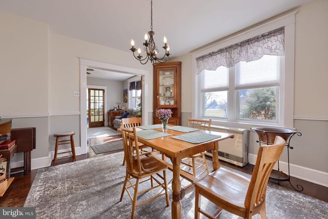 32 GREENFIELD RD, Lancaster, PA 17602