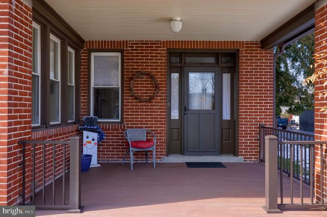 32 GREENFIELD RD, Lancaster, PA 17602