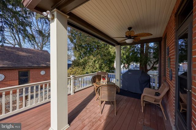 32 GREENFIELD RD, Lancaster, PA 17602