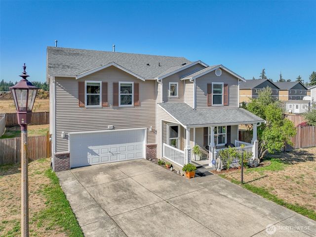 308 Easy Street SE, Rainier, WA 98576