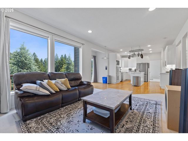 13712 Sw 130TH Pl, Portland, OR 97223