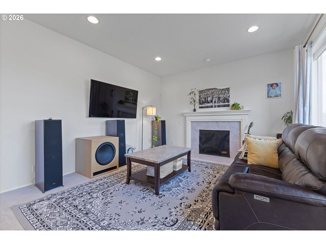 13712 Sw 130TH Pl, Portland, OR 97223