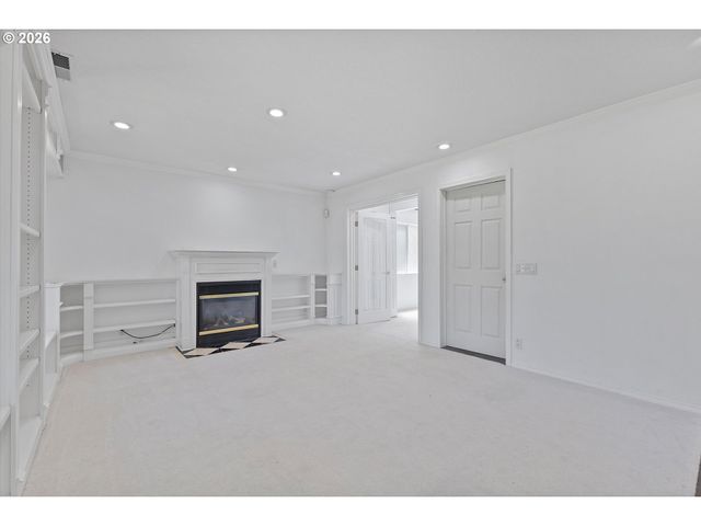 13712 Sw 130TH Pl, Portland, OR 97223