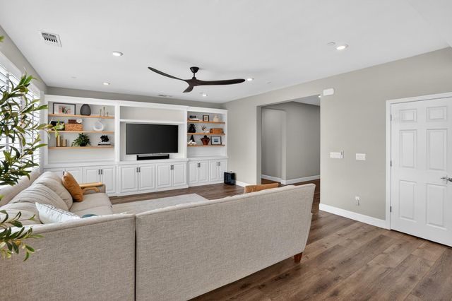 4257 Hydra Cir, Roseville, CA 95747