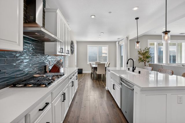 4257 Hydra Cir, Roseville, CA 95747