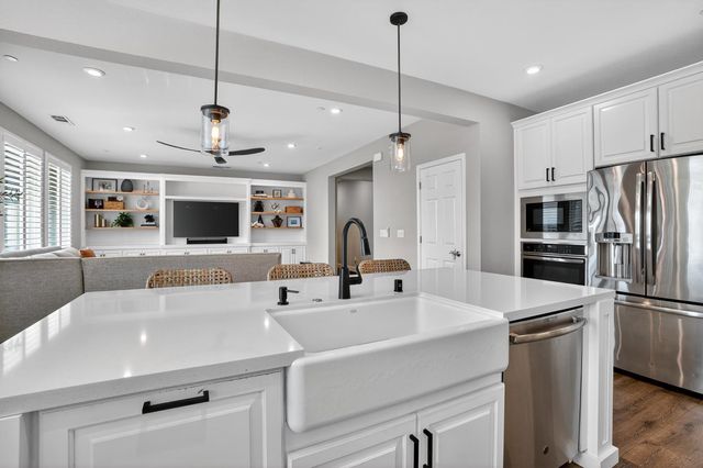 4257 Hydra Cir, Roseville, CA 95747