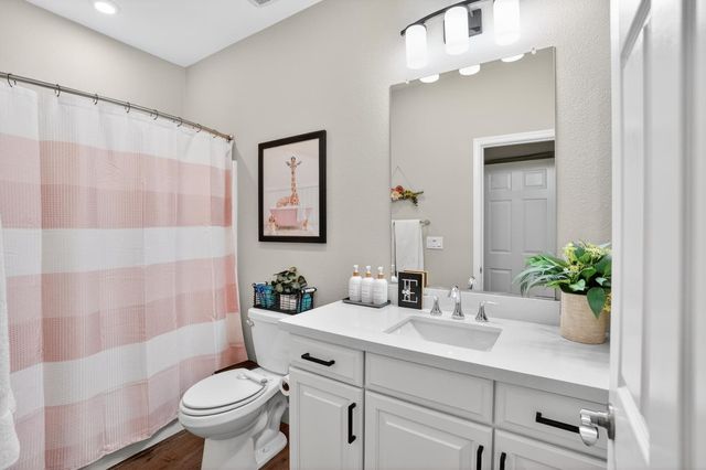 4257 Hydra Cir, Roseville, CA 95747