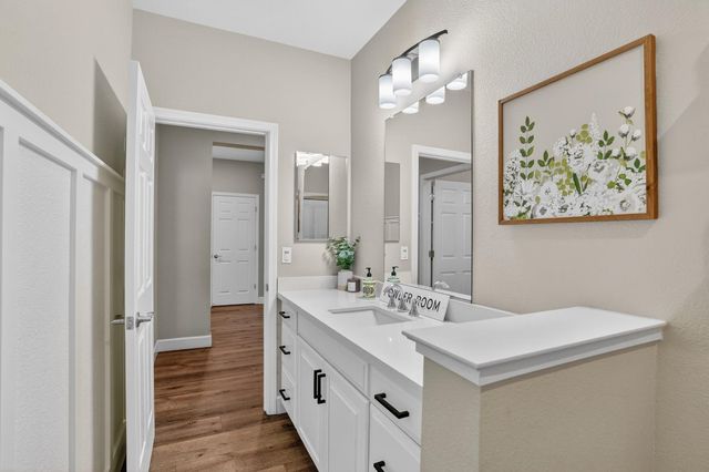 4257 Hydra Cir, Roseville, CA 95747