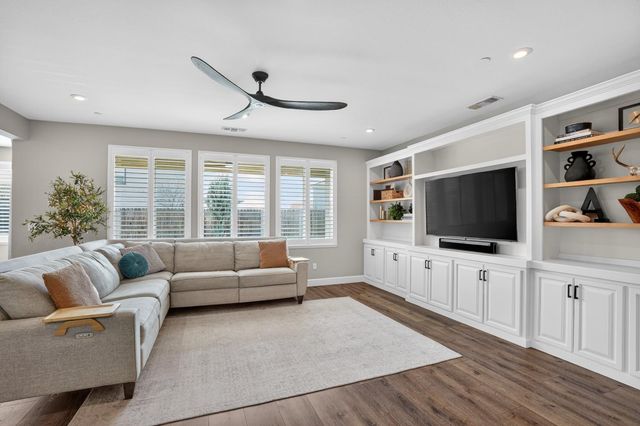 4257 Hydra Cir, Roseville, CA 95747