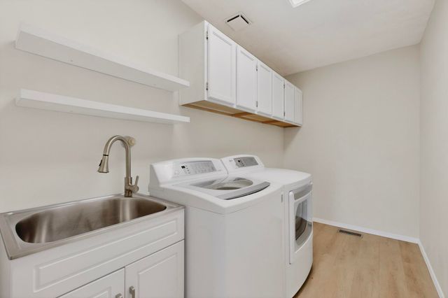 12017 Caribou Avenue NE, Albuquerque, NM 87111