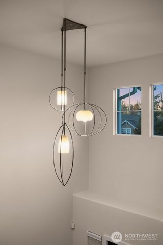 24017 SE 13th Place, Sammamish, WA 98075