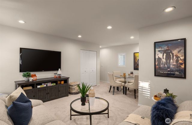 24017 SE 13th Place, Sammamish, WA 98075