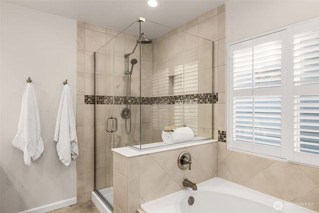 24017 SE 13th Place, Sammamish, WA 98075