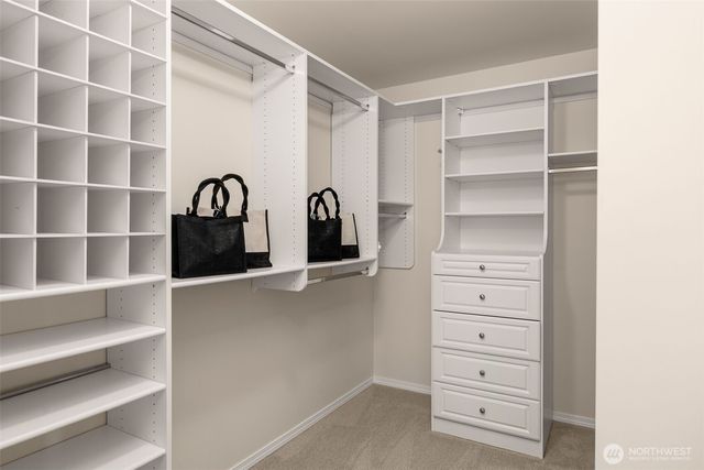 24017 SE 13th Place, Sammamish, WA 98075