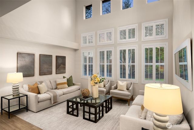 24017 SE 13th Place, Sammamish, WA 98075