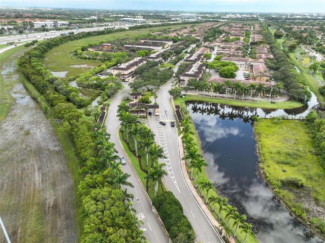 419 SW 147th Ave 108, Pembroke Pines, FL 33027