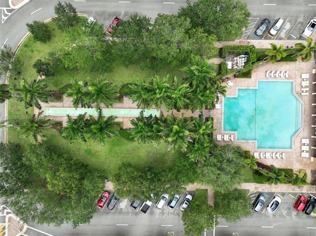 419 SW 147th Ave 108, Pembroke Pines, FL 33027