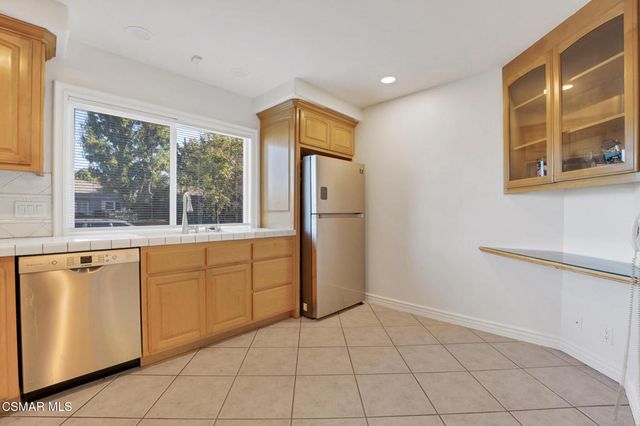 6045 Sunnyslope Avenue, Van Nuys, CA 91401