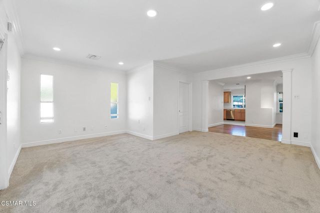 6045 Sunnyslope Avenue, Van Nuys, CA 91401