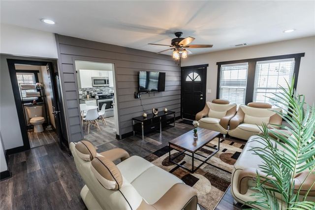 1764 Spring Avenue Avenue, East Point, GA 30344