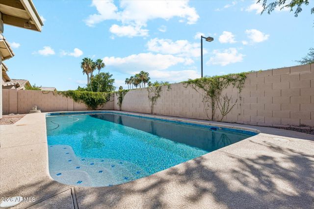 1630 S OAK Street, Gilbert, AZ 85233