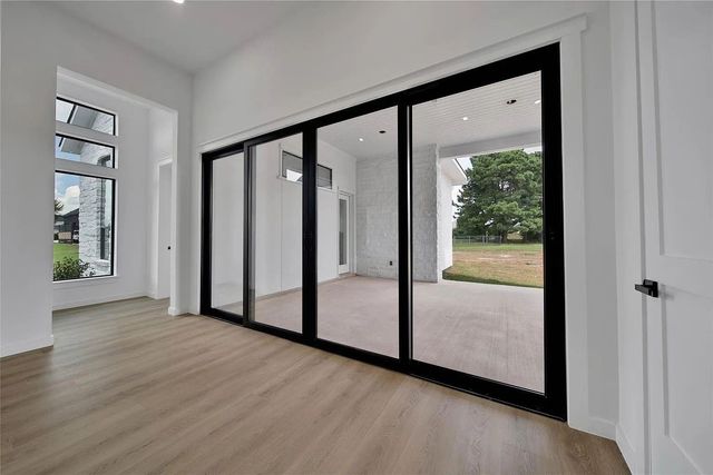 19006 Grandview Court, Montgomery, TX 77356