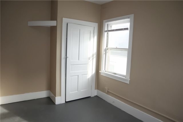 823 Crest Ave, Charleroi Boro, PA 15022