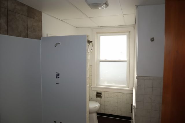 823 Crest Ave, Charleroi Boro, PA 15022