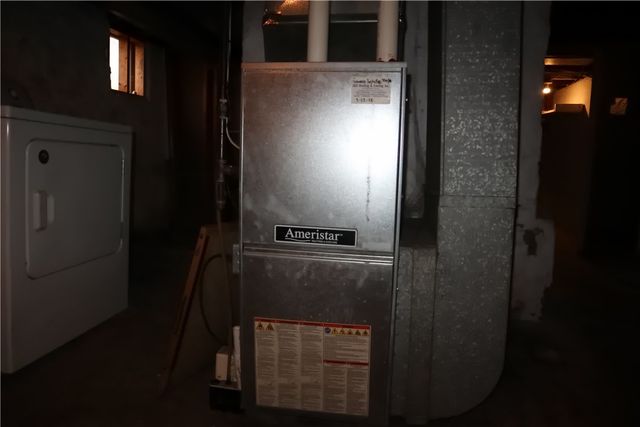 823 Crest Ave, Charleroi Boro, PA 15022