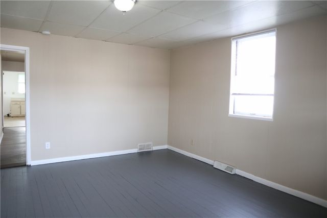 823 Crest Ave, Charleroi Boro, PA 15022